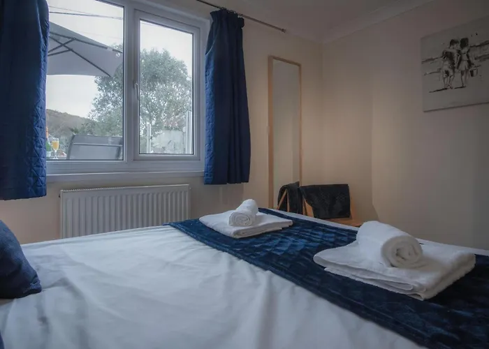 Sea Breeze Apt 2 - 2 Bedroom - Horton Beach