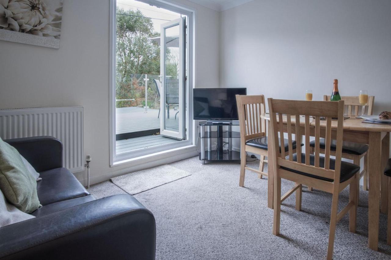 Sea Breeze 2 - 2 Bedroom - Horton Apartment *